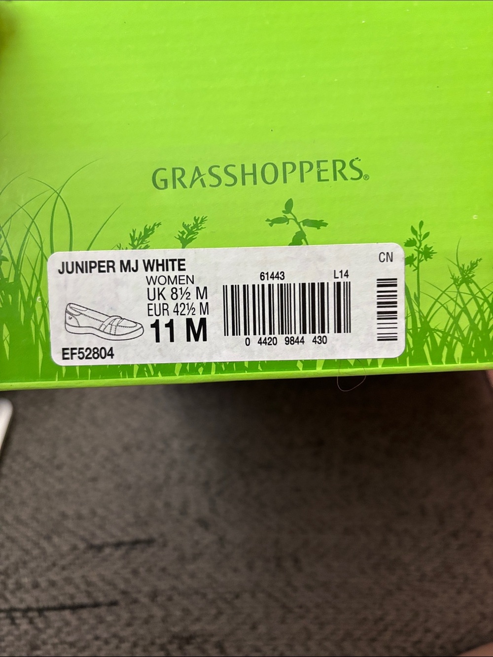 Grasshoppers White Canvas Mary Jane Flats with Elastic Strap - Picture 4 of 5